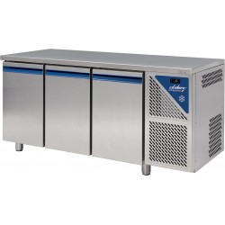 Table réfrigérée positive 0/+10°C - 606 L - 3 portes pleines - Prof. 800 - 600 x 400 - Sans dosseret - TP803C-3 - Dalmec