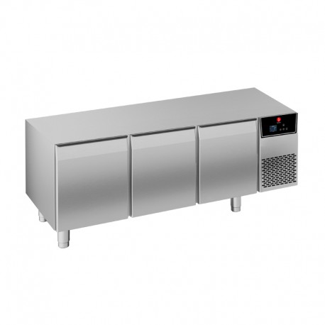 Soubassement réfrigéré négatif GN 1/1 sans dessus - Avec groupe - 3 portes - 220 L - BR16SP01N - Baron