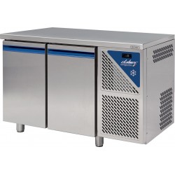Table réfrigérée négative sans dosseret -18/-22°C - 606 L - 3 portes pleines - Avec groupe logé - TP803NC-3 - Dalmec